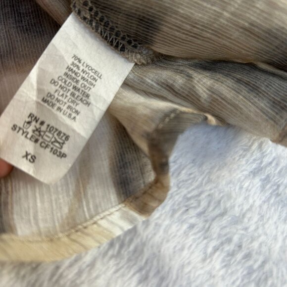 Comfy USA Womens Sheer Button-Up Tunic Top XS Abstract Animal Print Long Sleeve - Picture 4 of 7